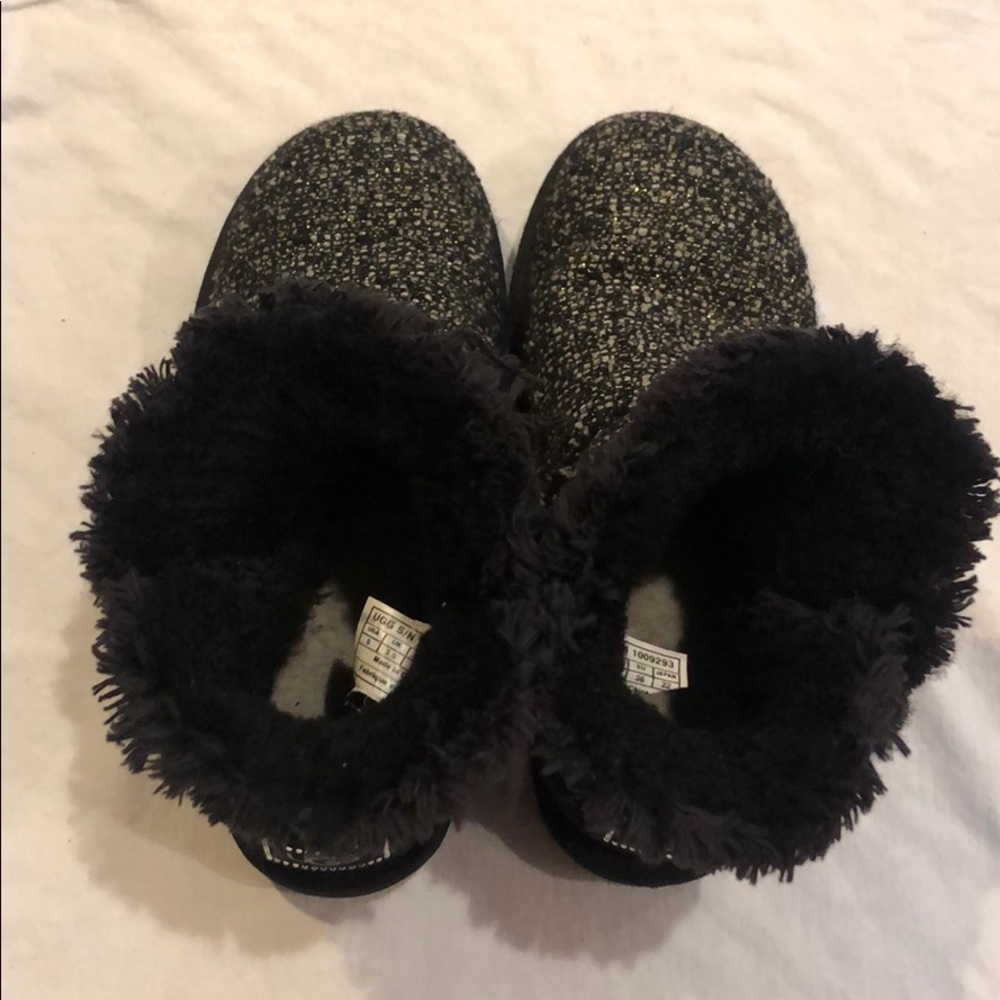 Ugg boots - Picture 7 of 8